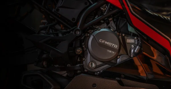250SR EFI ABS - Imagen de 2